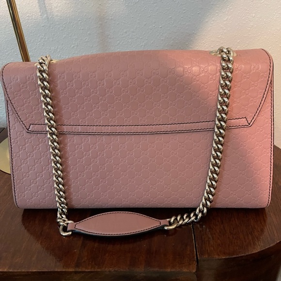 Gucci Pink Textured Shoulder Bag with Chain Strap - Picture 9 of 9